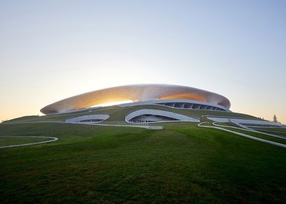 電流を通された鉄骨構造の競技場の軽量のプレハブの鋼鉄造る体育館