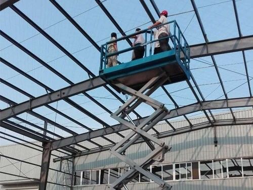 さまざまな用途向けにカスタマイズされたポータル鉄骨構造倉庫