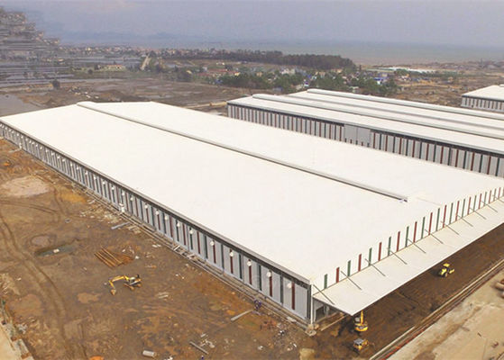 鉄鋼製の構造物 工業工房 工場 建物 建設
