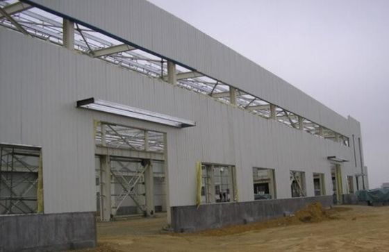 金属建築 鉄筋倉庫 高性能鋼筋構造建築