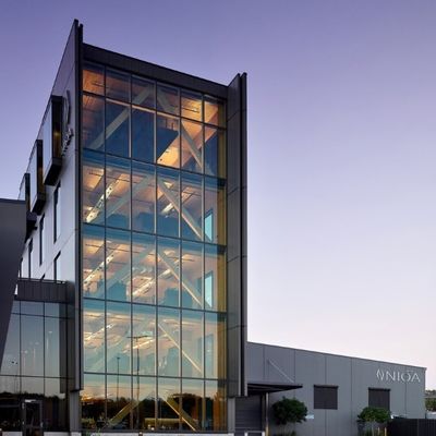 商用オフィスのための多階建てのプリファブリック鋼筋フレームビル