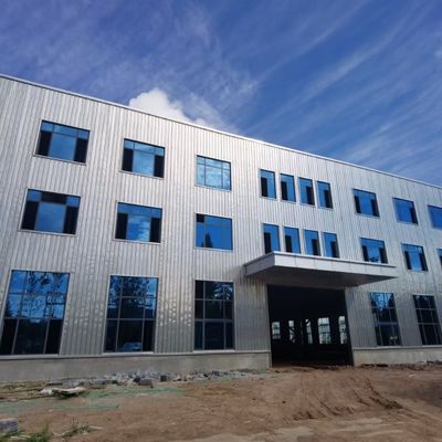 製鋼構造 商用倉庫の建物